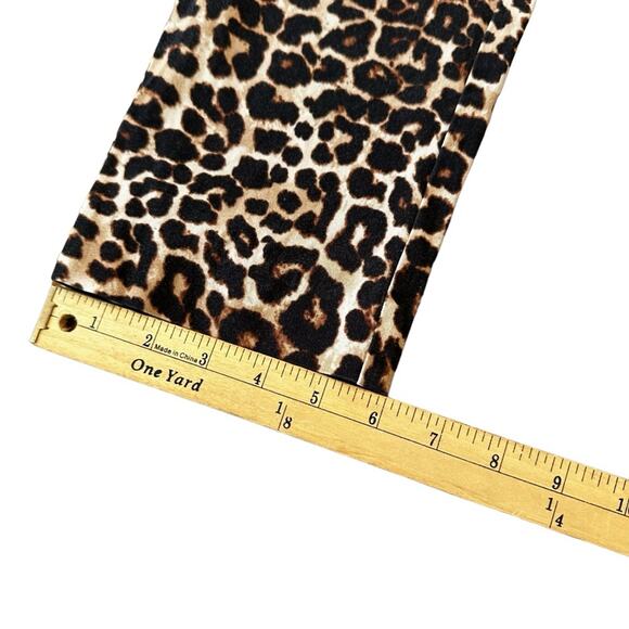 A.n.a by JCP Woman's size 2 leopard print pant - Picture 8 of 8